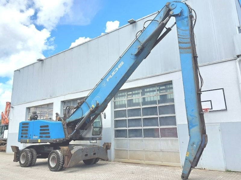 Fuchs MHL 350 F - حفارة النقل والشحن: صور 4 Fuchs MHL 350 F - حفارة النقل والشحن: صور 4