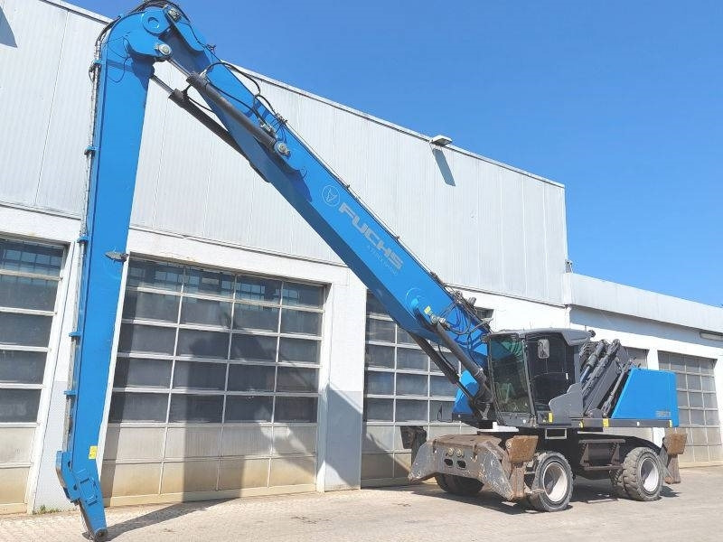Fuchs MHL 360 F - حفارة النقل والشحن: صور 2 Fuchs MHL 360 F - حفارة النقل والشحن: صور 2