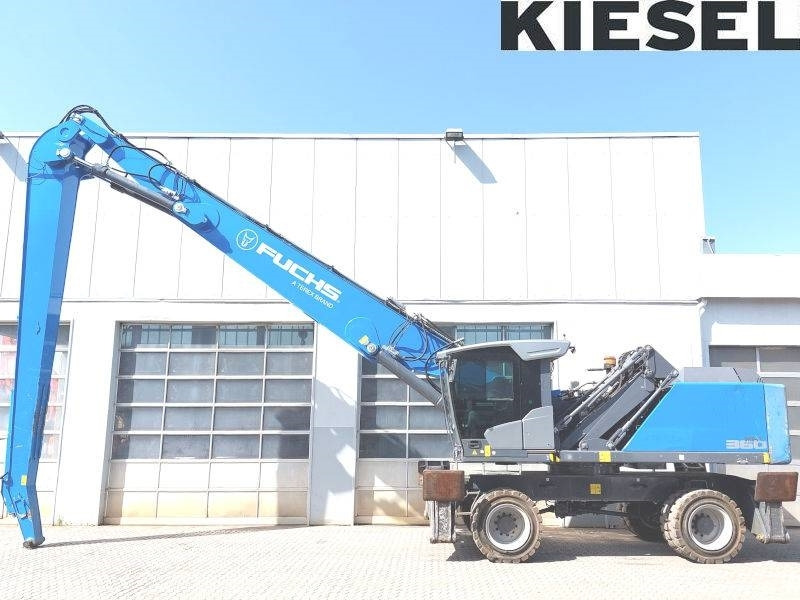 Fuchs MHL 360 F - حفارة النقل والشحن: صور 1 Fuchs MHL 360 F - حفارة النقل والشحن: صور 1
