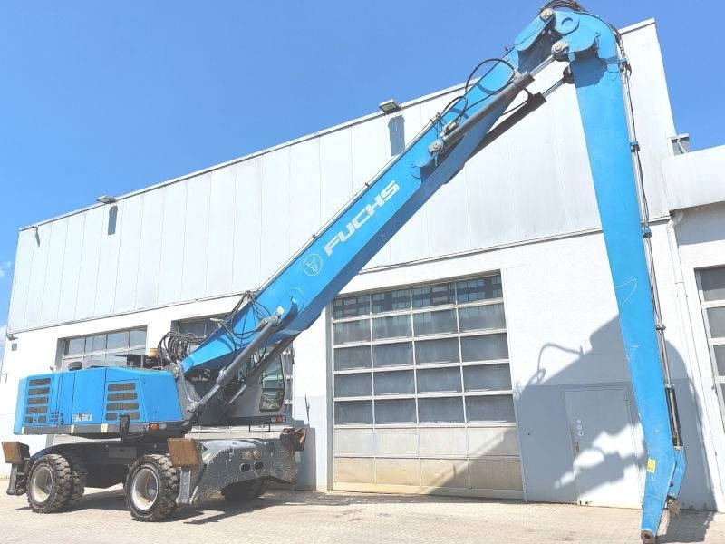 Fuchs MHL 360 F - حفارة النقل والشحن: صور 4 Fuchs MHL 360 F - حفارة النقل والشحن: صور 4