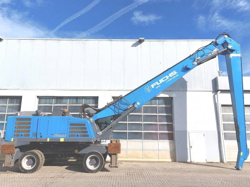 Fuchs MHL 360 F - حفارة النقل والشحن: صور 5 Fuchs MHL 360 F - حفارة النقل والشحن: صور 5