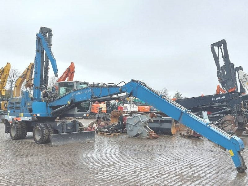 Fuchs MHL 820 D Elektro  - حفارة النقل والشحن: صور 4 Fuchs MHL 820 D Elektro  - حفارة النقل والشحن: صور 4