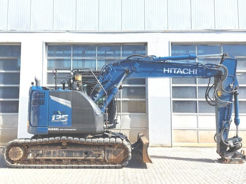 Hitachi ZX 135 US-7 - حفارات زحافة: صور 5 Hitachi ZX 135 US-7 - حفارات زحافة: صور 5