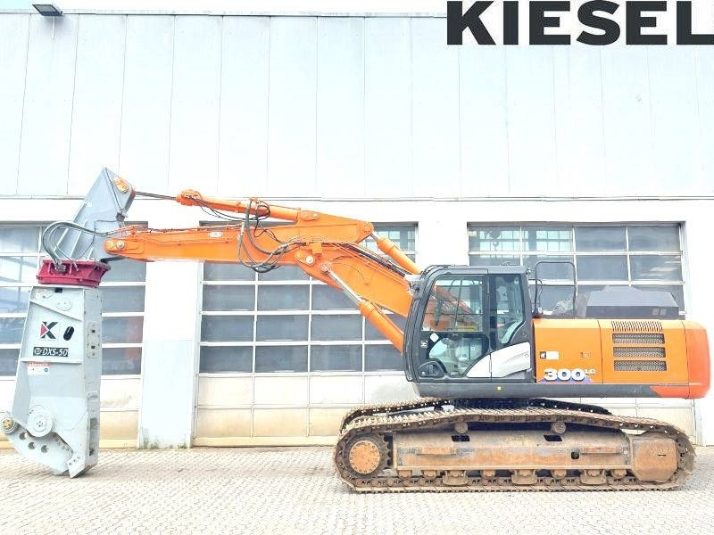 Hitachi ZX 300 LC-6 - هدم: صور 1 Hitachi ZX 300 LC-6 - هدم: صور 1