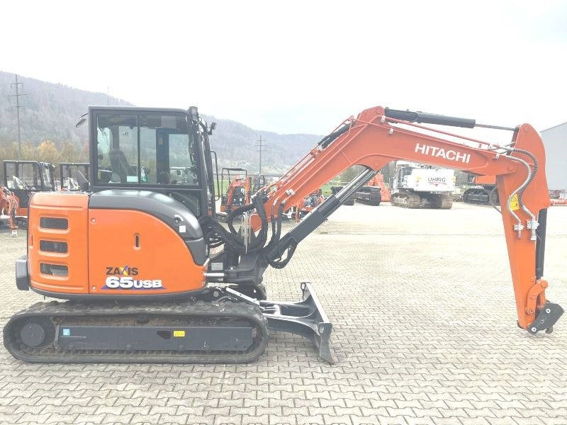 Hitachi ZX 65 USB-6 - حفارة مصغرة: صور 5 Hitachi ZX 65 USB-6 - حفارة مصغرة: صور 5