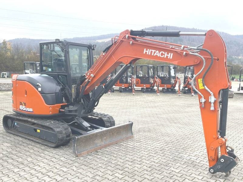 Hitachi ZX 65 USB-6 - حفارة مصغرة: صور 4 Hitachi ZX 65 USB-6 - حفارة مصغرة: صور 4