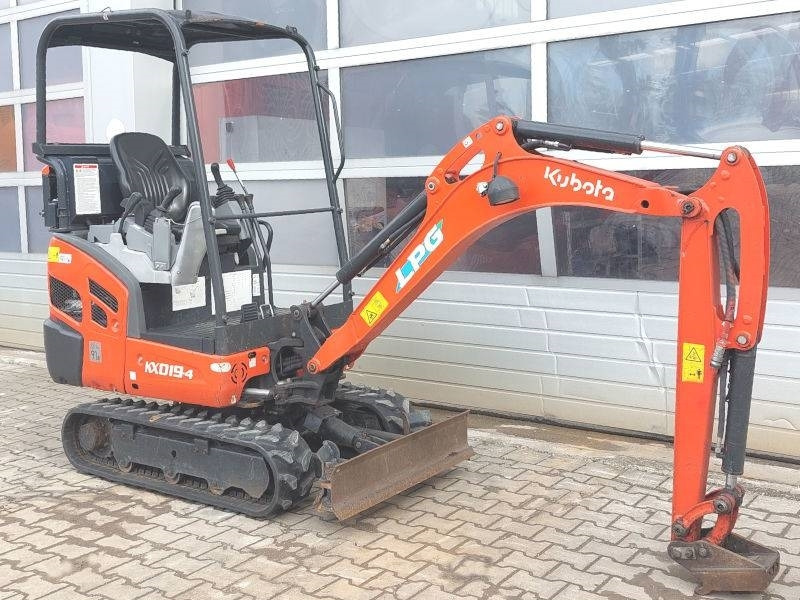 Kubota KX 019-4 LPG - حفارة مصغرة: صور 4 Kubota KX 019-4 LPG - حفارة مصغرة: صور 4