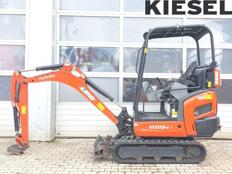 Kubota KX019-4 LPG - حفارة مصغرة: صور 1 Kubota KX019-4 LPG - حفارة مصغرة: صور 1