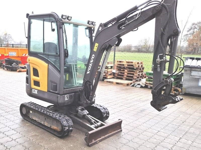 Volvo EC 20 C - حفارة مصغرة: صور 4 Volvo EC 20 C - حفارة مصغرة: صور 4