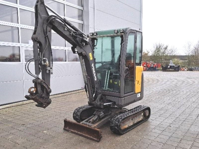 Volvo EC 20 C - حفارة مصغرة: صور 2 Volvo EC 20 C - حفارة مصغرة: صور 2