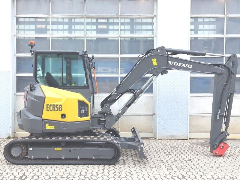 Volvo ECR 58 F - حفارة مصغرة: صور 5 Volvo ECR 58 F - حفارة مصغرة: صور 5