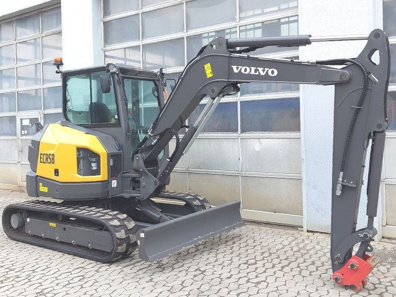 Volvo ECR 58 F - حفارة مصغرة: صور 4 Volvo ECR 58 F - حفارة مصغرة: صور 4