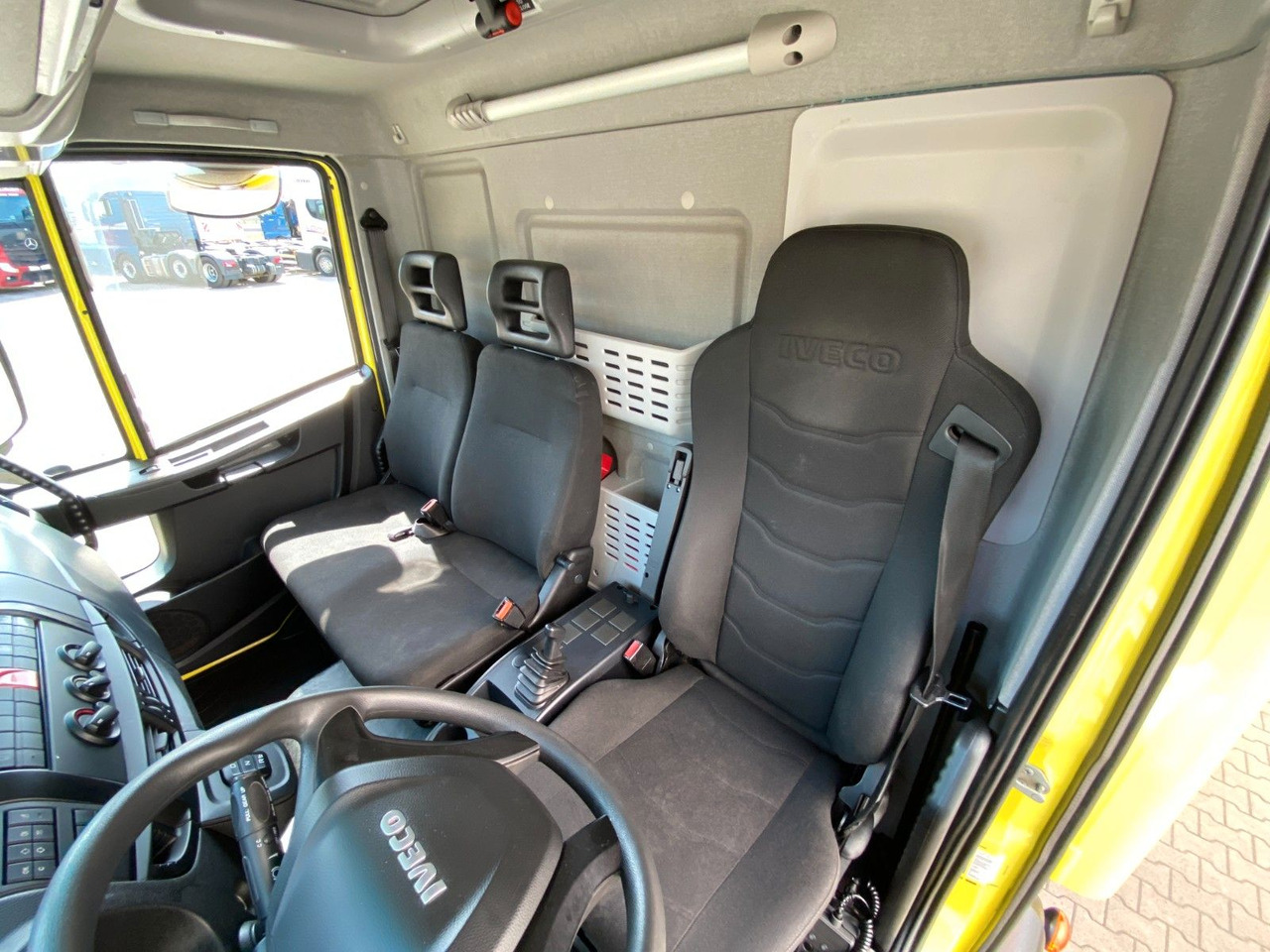 بصندوق مغلق شاحنة Iveco 160-250 Eurocargo | LBW 2,00to.*3x Sitze*Navi*AC: صور 13