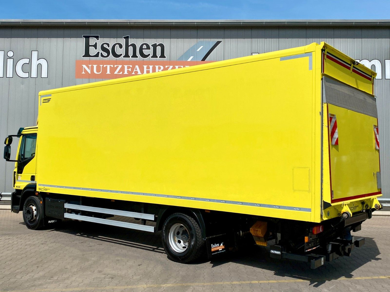 Iveco 160-250 Eurocargo | LBW 2,00to.*3x Sitze*Navi*AC - بصندوق مغلق شاحنة: صور 3 Iveco 160-250 Eurocargo | LBW 2,00to.*3x Sitze*Navi*AC - بصندوق مغلق شاحنة: صور 3