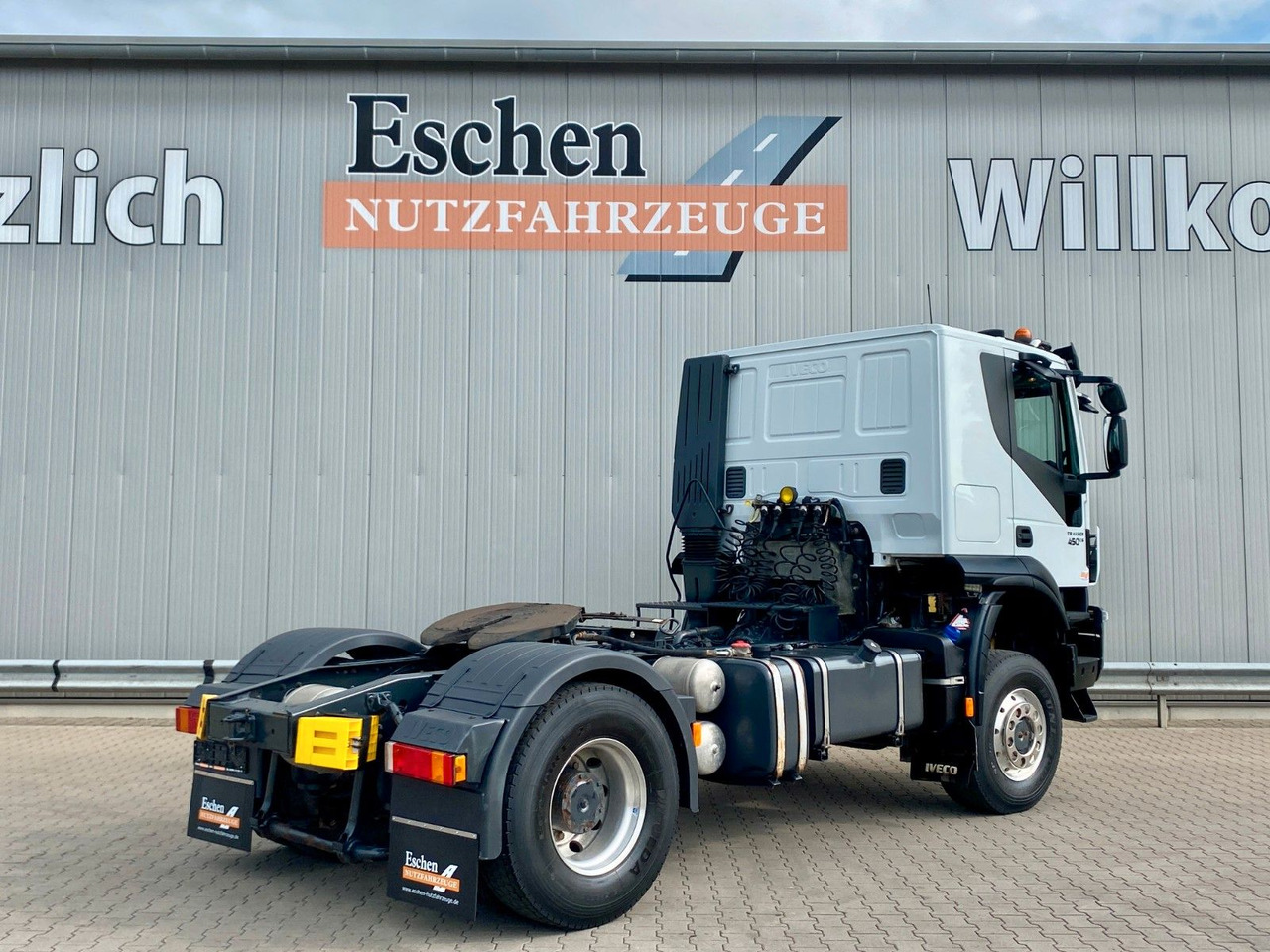 Iveco AT 400/450 4x4 | Trakker*Retarder*Hydraulik*ALU - شاحنة جرار: صور 5 Iveco AT 400/450 4x4 | Trakker*Retarder*Hydraulik*ALU - شاحنة جرار: صور 5
