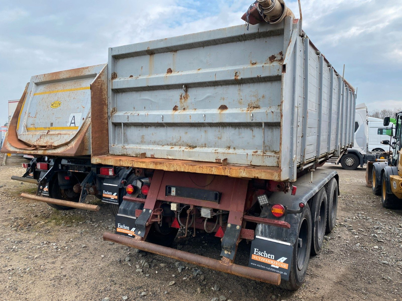 Langendorf SK 24/27 | Stahl 22m³*Luft-Lift*Rollplane*BPW - قلابة نصف مقطورة: صور 4 Langendorf SK 24/27 | Stahl 22m³*Luft-Lift*Rollplane*BPW - قلابة نصف مقطورة: صور 4
