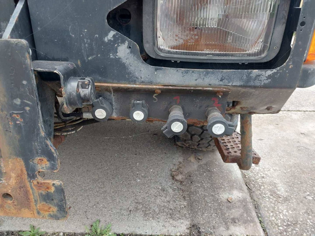 MAN LE 8.220 4x4 / Kran - قلابات, شاحنة كرين: صور 4 MAN LE 8.220 4x4 / Kran - قلابات, شاحنة كرين: صور 4