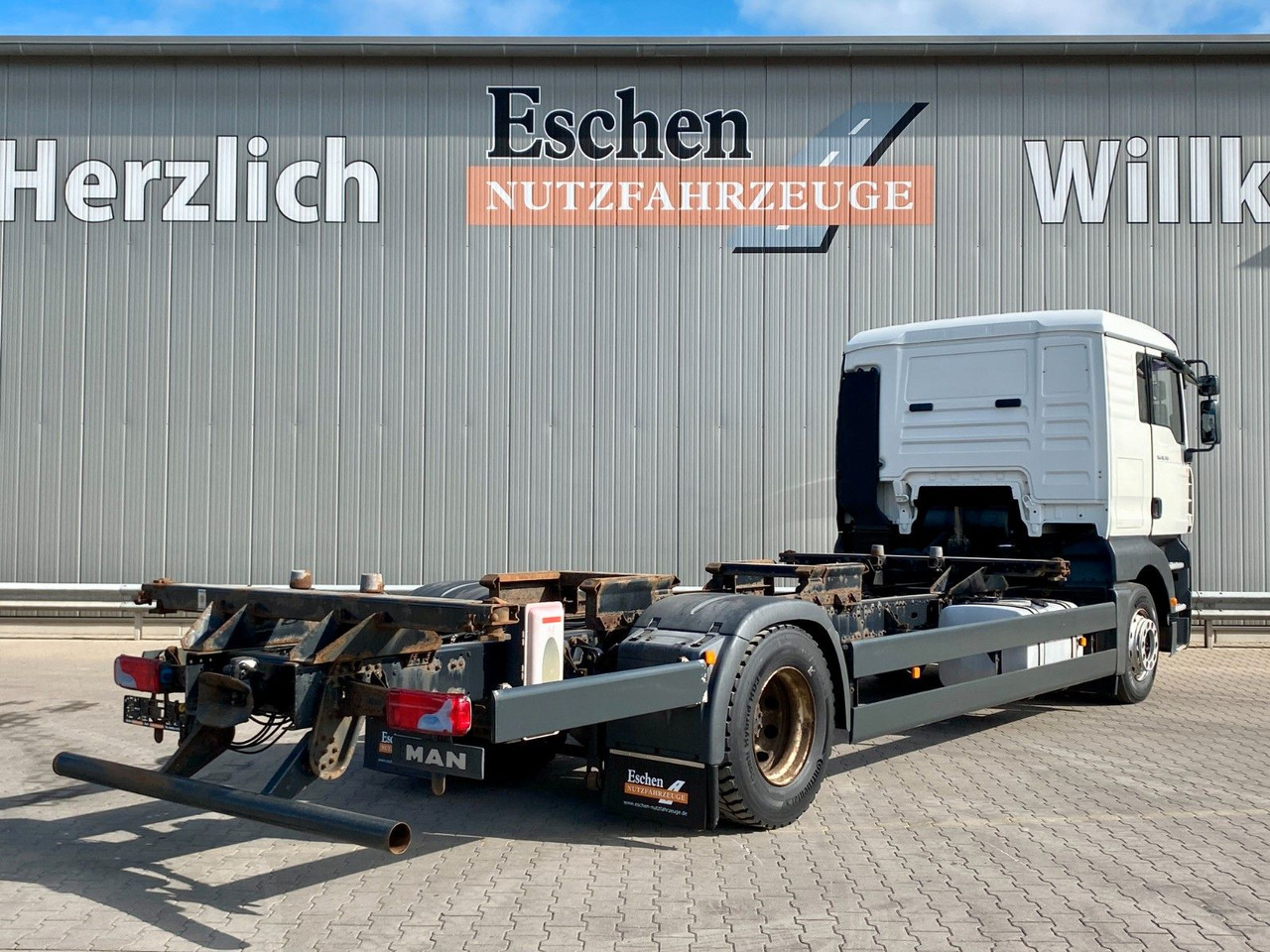 MAN TGA 18.350 LL Fahrschule*Driving school*5 Sitze MAN TGA 18.350 LL Fahrschule*Driving school*5 Sitze - شاحنات مسطحة: صور 5 MAN TGA 18.350 LL Fahrschule*Driving school*5 Sitze MAN TGA 18.350 LL Fahrschule*Driving school*5 Sitze - شاحنات مسطحة: صور 5