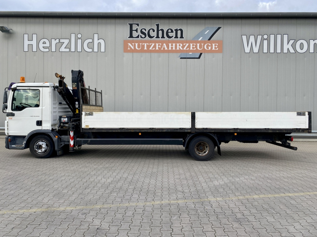 MAN TGL 12.220 4x2 BL / HIAB Faltkran - شاحنات مسطحة, شاحنة كرين: صور 2 MAN TGL 12.220 4x2 BL / HIAB Faltkran - شاحنات مسطحة, شاحنة كرين: صور 2
