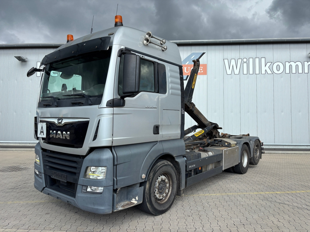 MAN TGX 26.460 / 6x2-4 BL - شاحنة ذات الخطاف: صور 2 MAN TGX 26.460 / 6x2-4 BL - شاحنة ذات الخطاف: صور 2