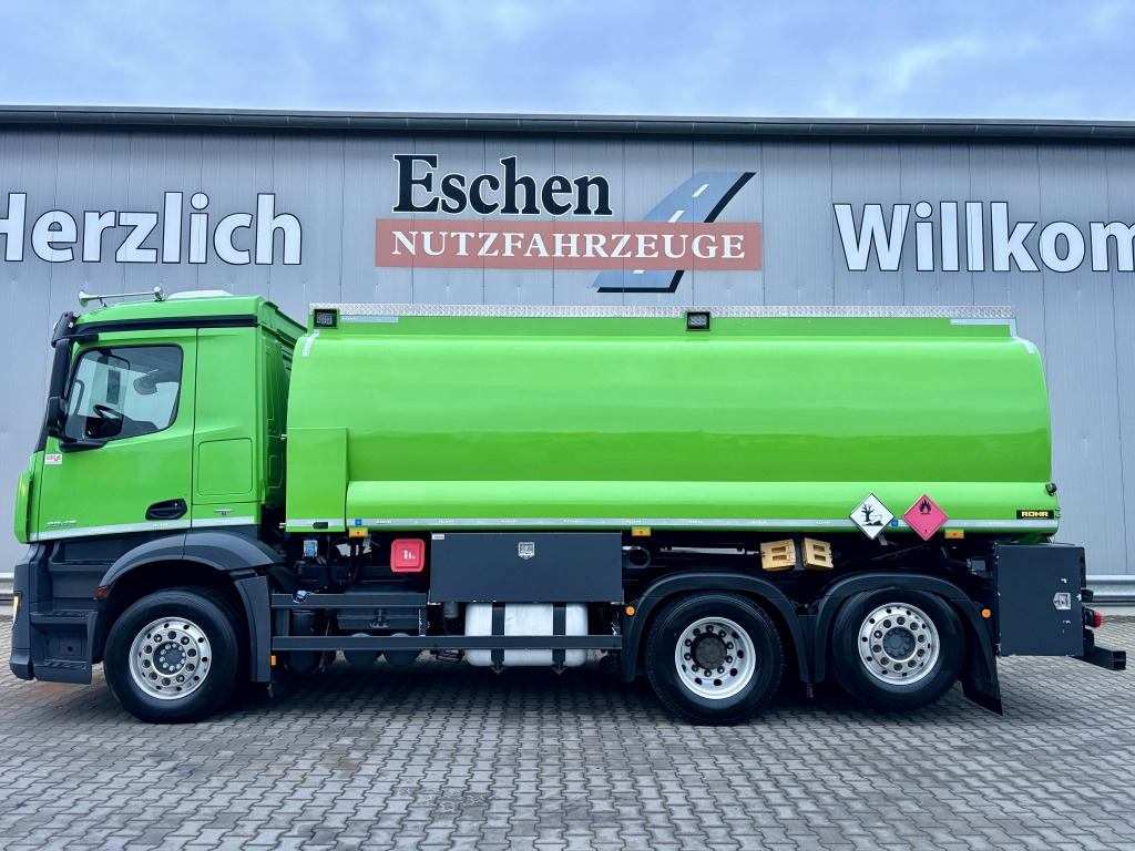 Mercedes-Benz 2545 Antos - شاحنة صهريج: صور 3 Mercedes-Benz 2545 Antos - شاحنة صهريج: صور 3