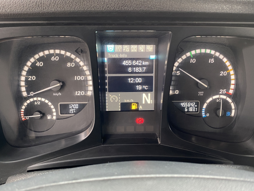 شاحنة جرار Mercedes-Benz 2663 LS Arocs 6x4: صور 17