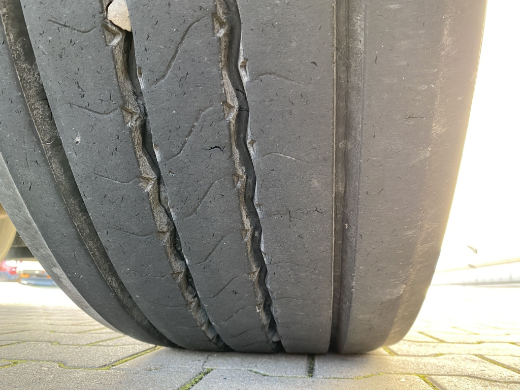 قلابة مقطورة Schmitz ZKI 18: صور 17 قلابة مقطورة Schmitz ZKI 18: صور 17