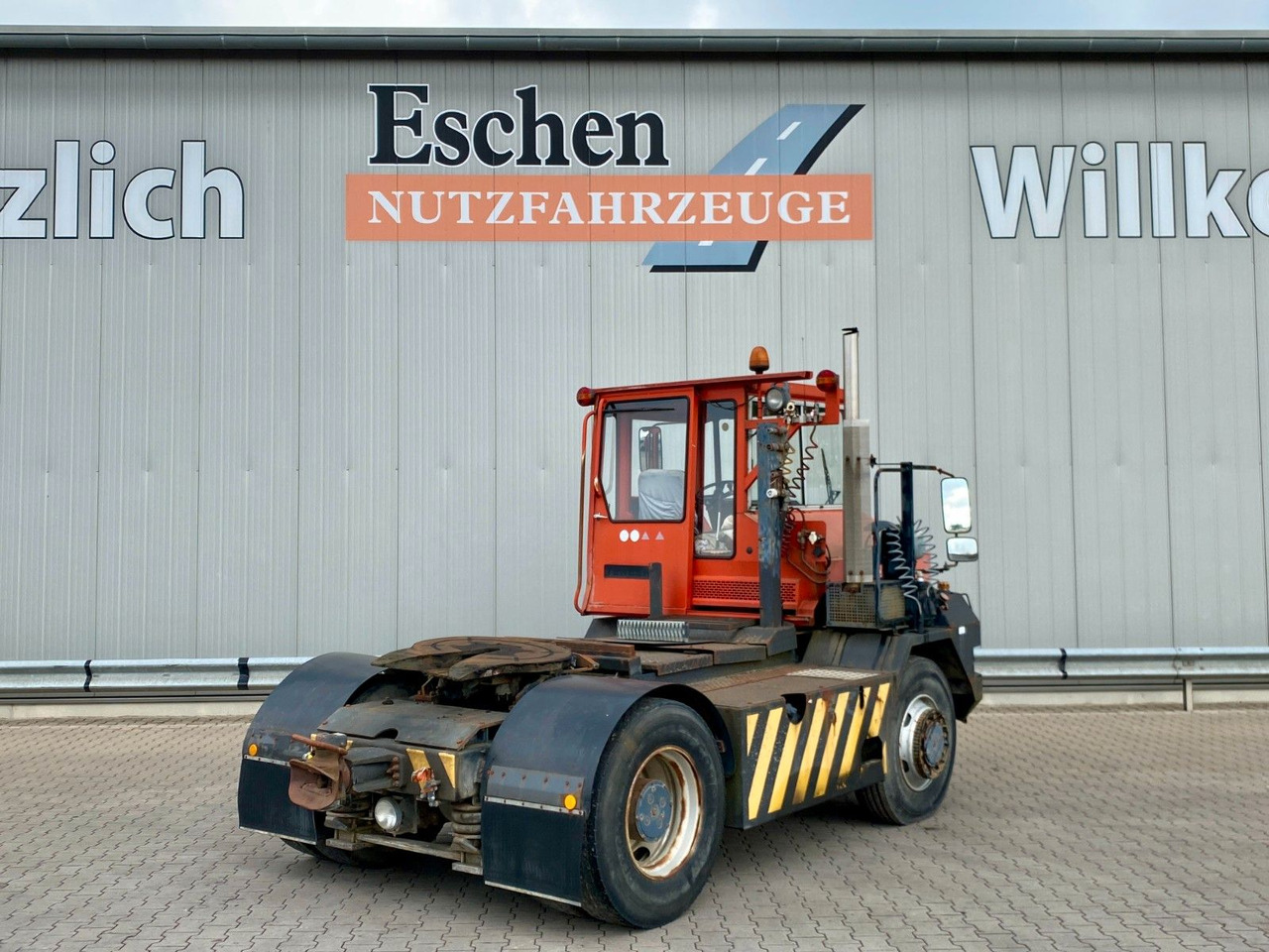 Terberg RT20 4x4 Rangierfahrzeug | Automatik - شاحنة: صور 5 Terberg RT20 4x4 Rangierfahrzeug | Automatik - شاحنة: صور 5