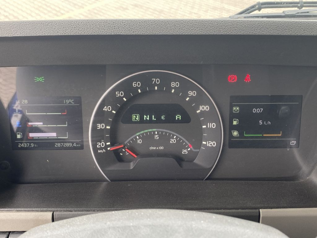 Volvo FM 410 / 8x4 | 9m³ Intermix*I-Shift*Klima*Blatt - شاحنة خلاطة خرسانة: صور 4 Volvo FM 410 / 8x4 | 9m³ Intermix*I-Shift*Klima*Blatt - شاحنة خلاطة خرسانة: صور 4