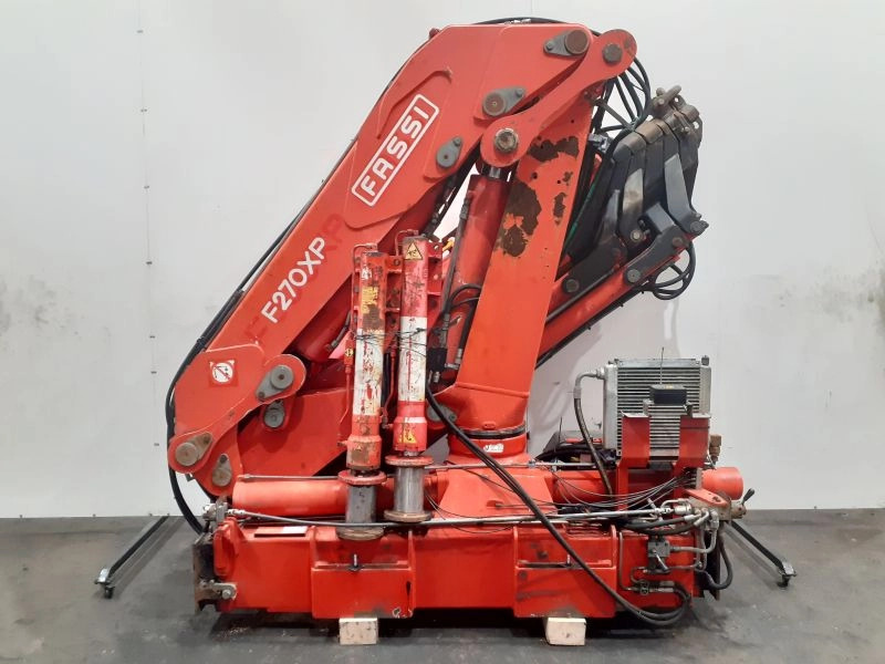 Grúa FASSI F270A.26 - ونش كرين - شاحنة: صور 1 Grúa FASSI F270A.26 - ونش كرين - شاحنة: صور 1