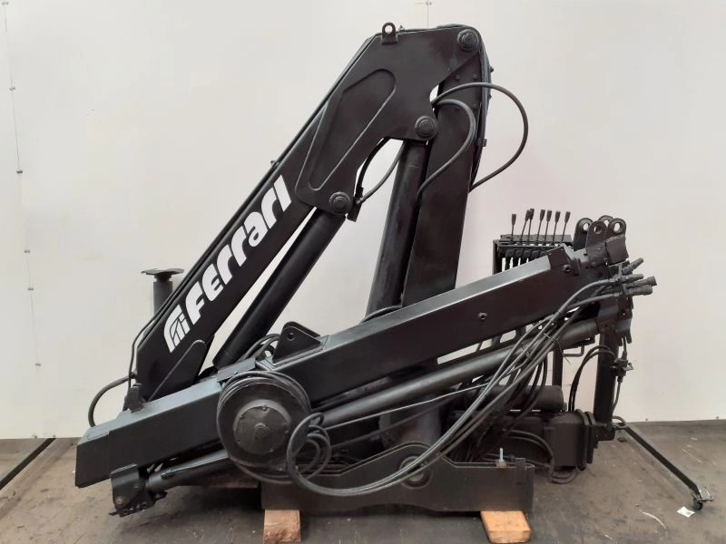 Grúa Ferrari F708 - ونش كرين - شاحنة: صور 1 Grúa Ferrari F708 - ونش كرين - شاحنة: صور 1