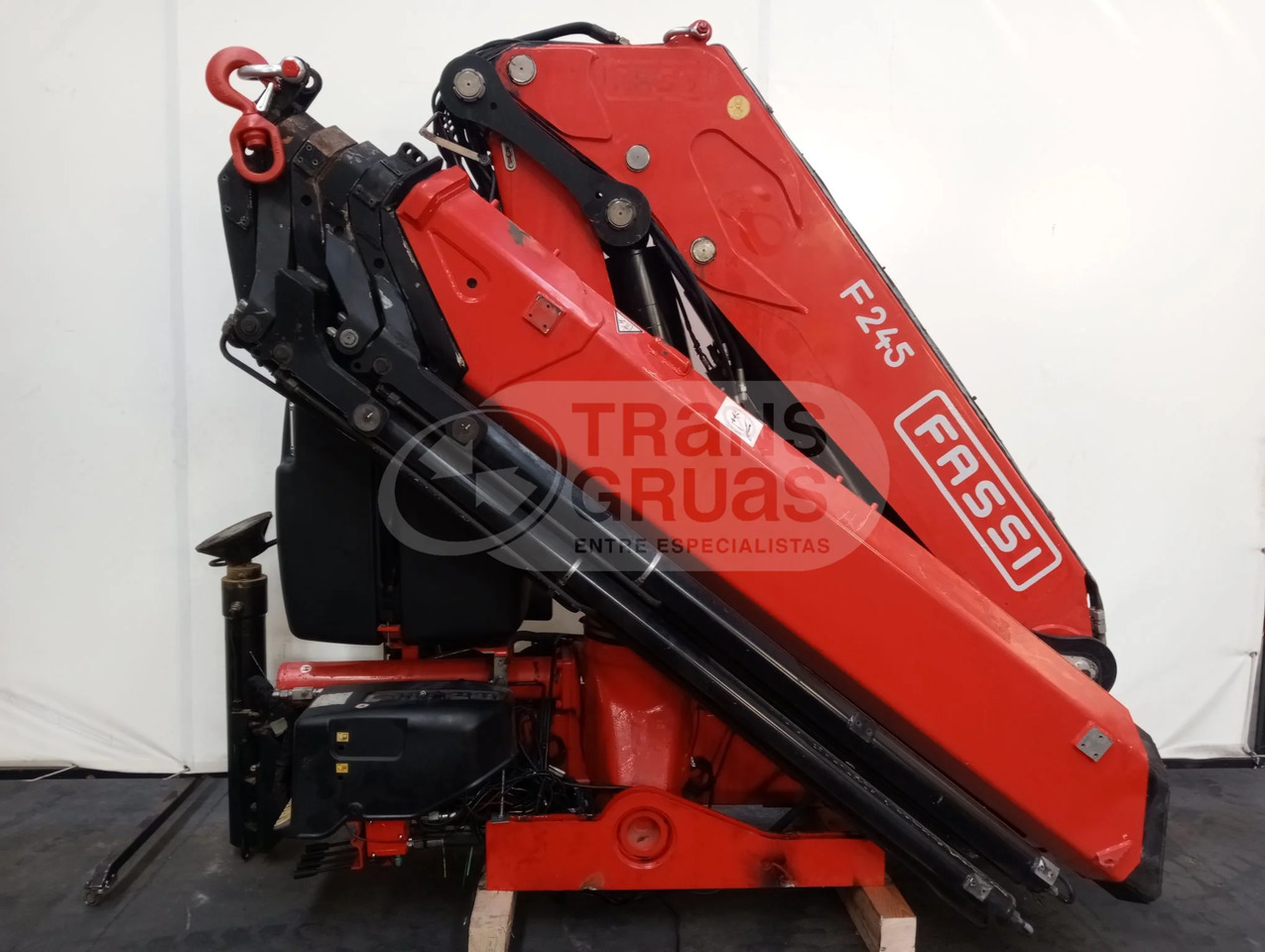 Grúa hidráulica Fassi F245A.2.26 E-DYNAMIC - ونش كرين: صور 1 Grúa hidráulica Fassi F245A.2.26 E-DYNAMIC - ونش كرين: صور 1