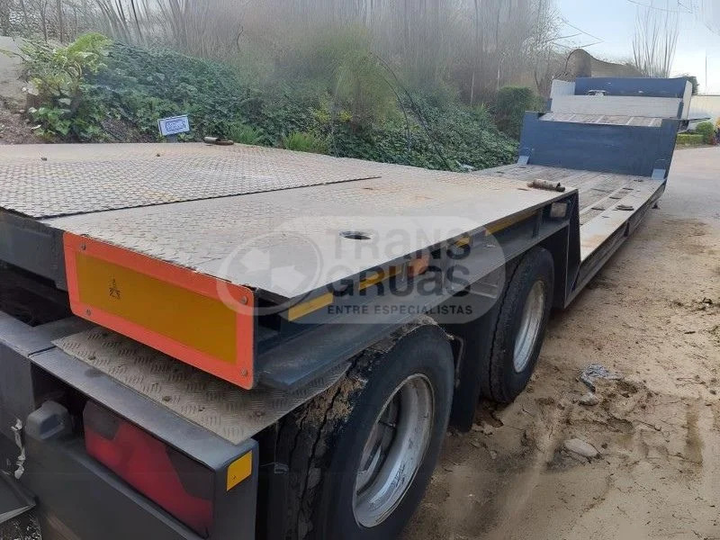 Semirremolque cama rebajado LAKO SU234 - عربة مسطحة منخفضة نصف مقطورة: صور 2 Semirremolque cama rebajado LAKO SU234 - عربة مسطحة منخفضة نصف مقطورة: صور 2