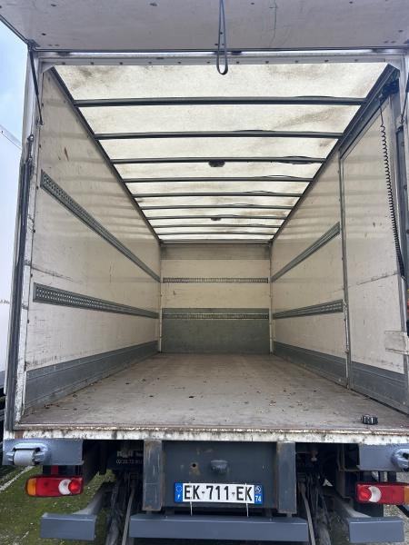 DAF LF 210 - بصندوق مغلق شاحنة: صور 3 DAF LF 210 - بصندوق مغلق شاحنة: صور 3