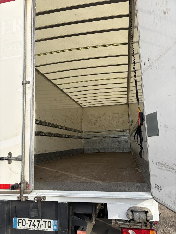 DAF LF 210 - بصندوق مغلق شاحنة: صور 2 DAF LF 210 - بصندوق مغلق شاحنة: صور 2