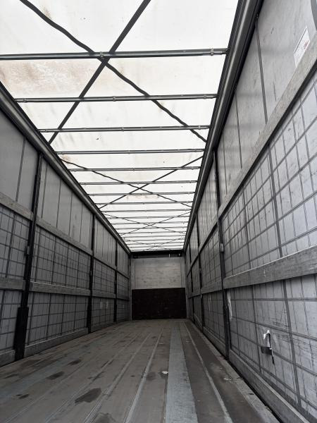 Kögel - الخيمة نصف مقطورة: صور 4 Kögel - الخيمة نصف مقطورة: صور 4