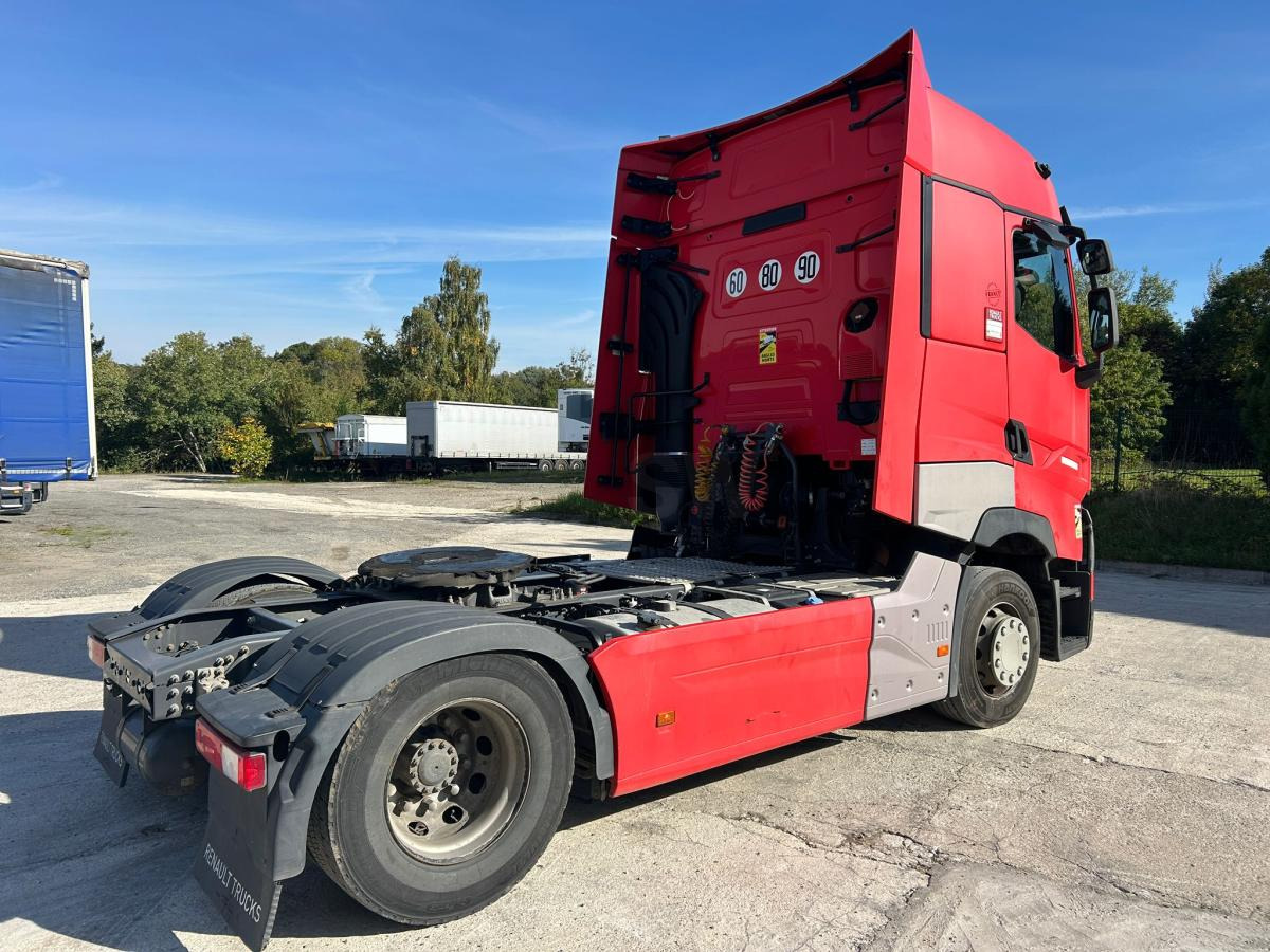 Renault T-Series 480 - شاحنة جرار: صور 5 Renault T-Series 480 - شاحنة جرار: صور 5