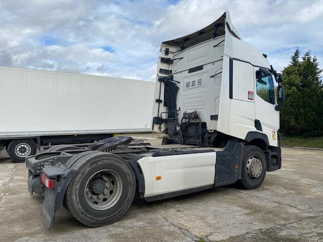 Renault T-Series 520 - شاحنة جرار: صور 4 Renault T-Series 520 - شاحنة جرار: صور 4