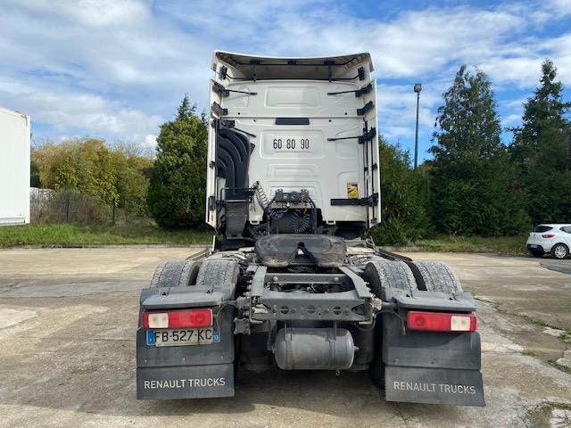 Renault T-Series 520 - شاحنة جرار: صور 2 Renault T-Series 520 - شاحنة جرار: صور 2