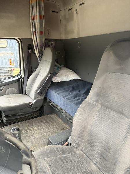 Volvo FH12 380 - شاحنة جرار: صور 3 Volvo FH12 380 - شاحنة جرار: صور 3