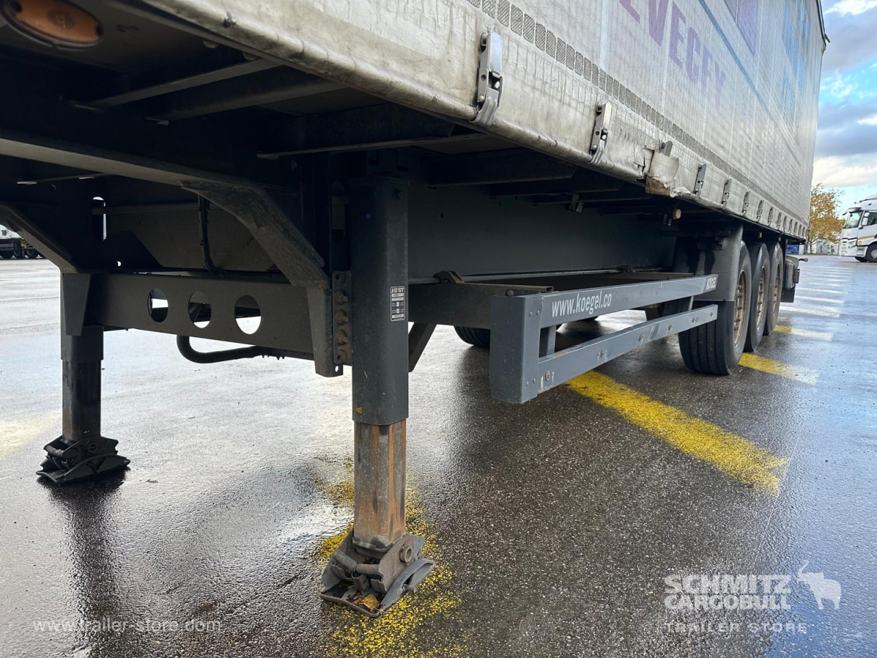 KOEGEL Curtainsider Standard - الخيمة نصف مقطورة: صور 2 KOEGEL Curtainsider Standard - الخيمة نصف مقطورة: صور 2