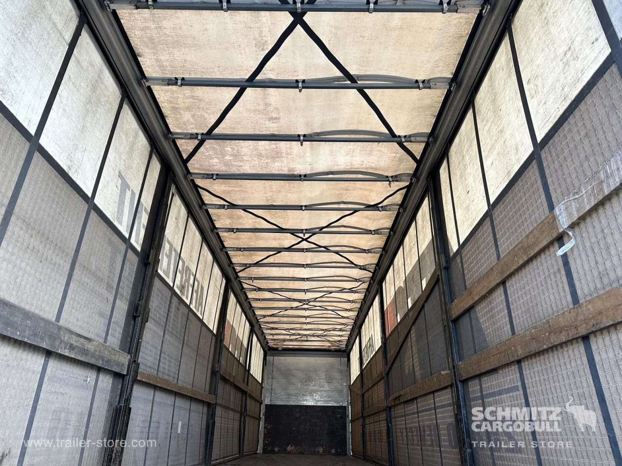 KOEGEL Curtainsider Standard - الخيمة نصف مقطورة: صور 5 KOEGEL Curtainsider Standard - الخيمة نصف مقطورة: صور 5