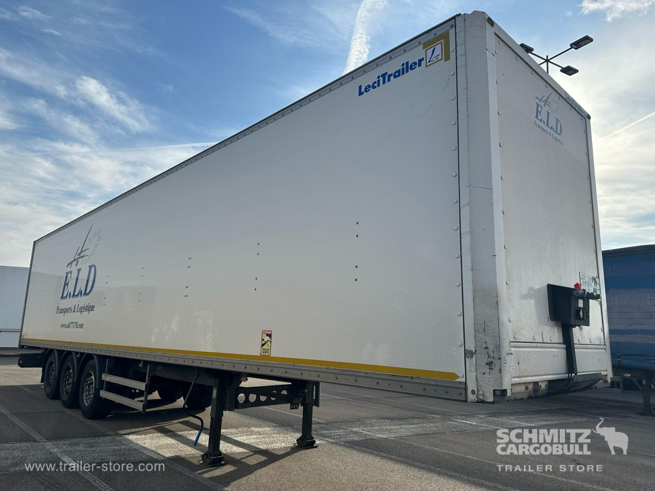 LECI TRAILER Dryfreight Standard Roller shutter door - بصندوق مغلق نصف مقطورة: صور 1 LECI TRAILER Dryfreight Standard Roller shutter door - بصندوق مغلق نصف مقطورة: صور 1