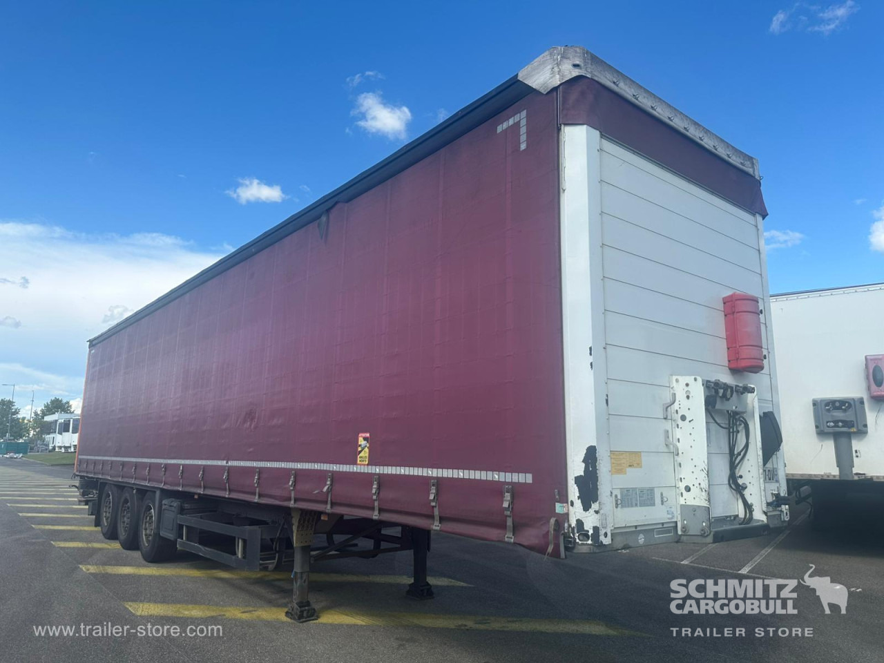 SCHMITZ Curtainsider Standard Taillift - الخيمة نصف مقطورة: صور 1 SCHMITZ Curtainsider Standard Taillift - الخيمة نصف مقطورة: صور 1