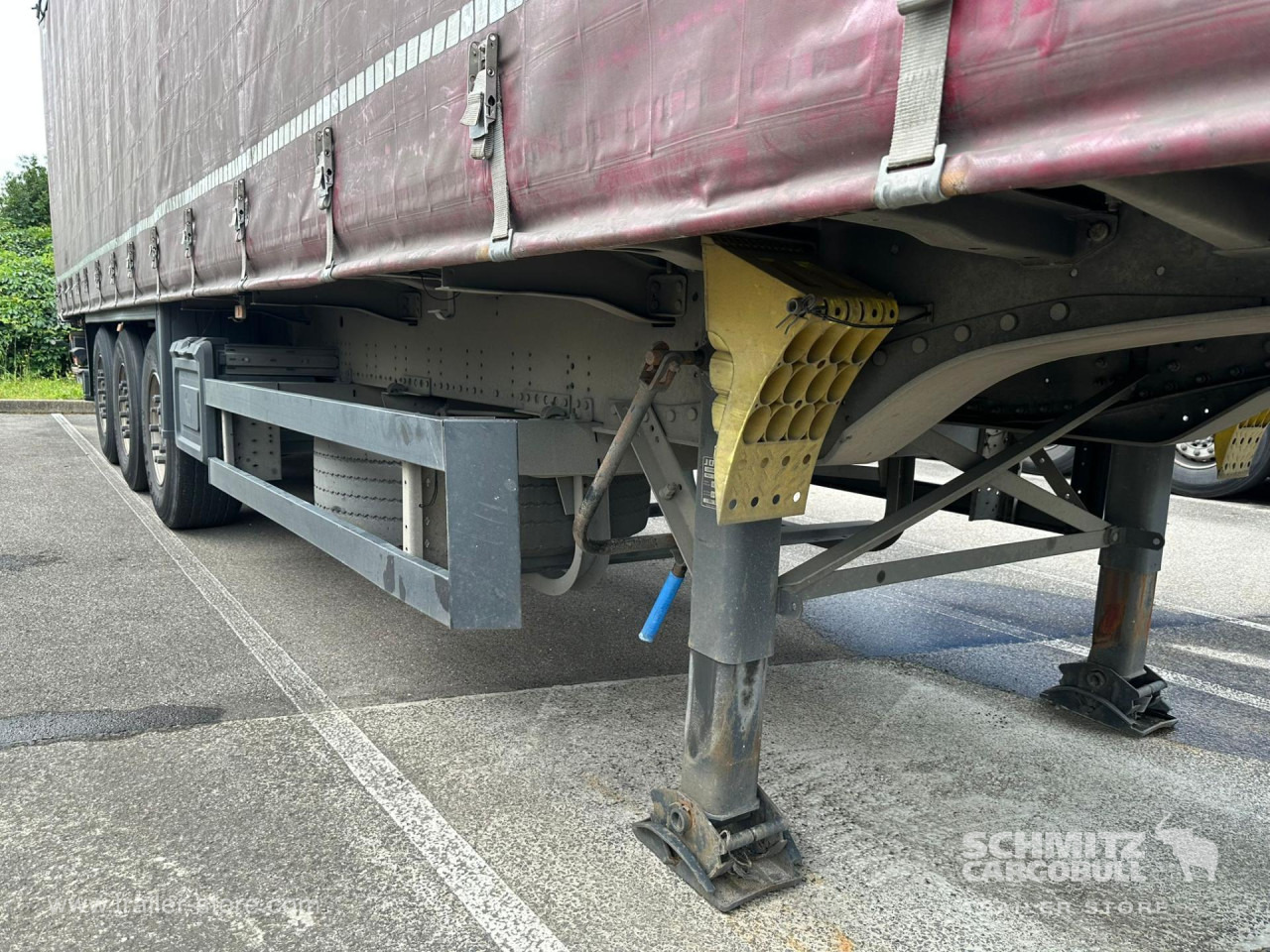 SCHMITZ Curtainsider Standard Taillift - الخيمة نصف مقطورة: صور 3 SCHMITZ Curtainsider Standard Taillift - الخيمة نصف مقطورة: صور 3