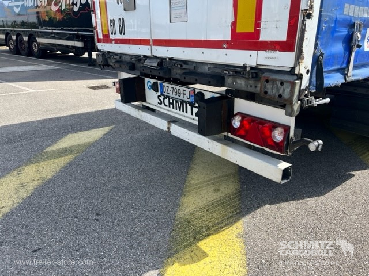 SCHMITZ Curtainsider Standard إيجار SCHMITZ Curtainsider Standard: صور 12