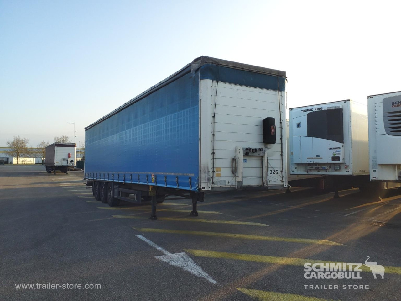 SCHMITZ Curtainsider Standard - الخيمة نصف مقطورة: صور 1 SCHMITZ Curtainsider Standard - الخيمة نصف مقطورة: صور 1