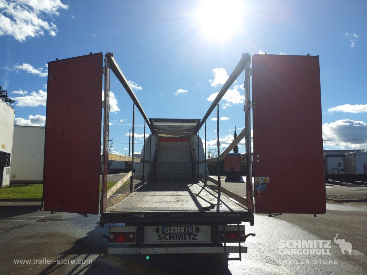 SCHMITZ Curtainsider Standard - الخيمة نصف مقطورة: صور 2 SCHMITZ Curtainsider Standard - الخيمة نصف مقطورة: صور 2