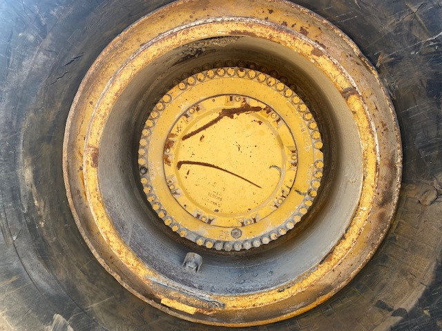 المحور و قطع الغيار - اللودر بعجل CAT 992 C -1V-5943: صور 8 المحور و قطع الغيار - اللودر بعجل CAT 992 C -1V-5943: صور 8