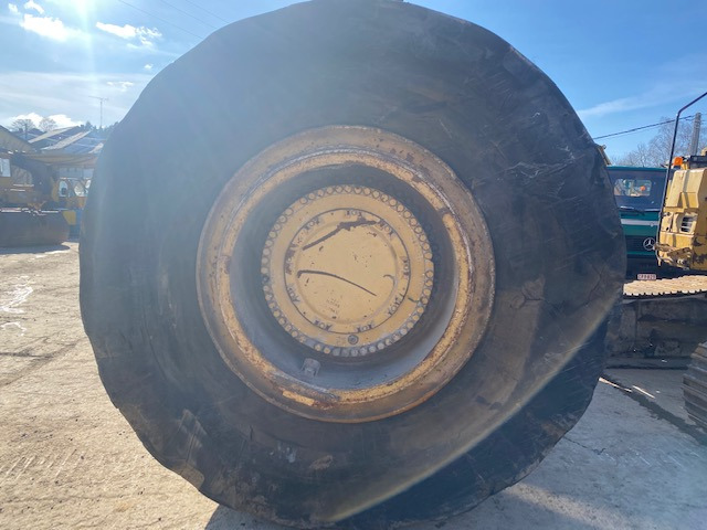 المحور و قطع الغيار - اللودر بعجل CAT 992 C -1V-5943: صور 23 المحور و قطع الغيار - اللودر بعجل CAT 992 C -1V-5943: صور 23